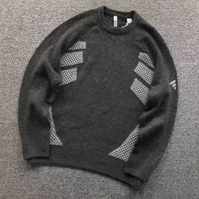 ¥245 A⭐I⭐AS SWEATER 21103065001(im 170cm 60kg i wear size L in the phot)