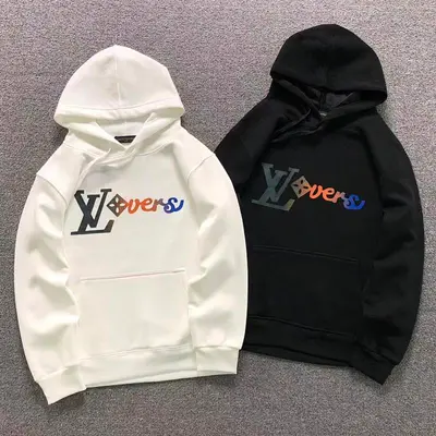 ￥215 L⭐ HOODIE 2110310801（im 170cm 60kg i wear size L in the phot)