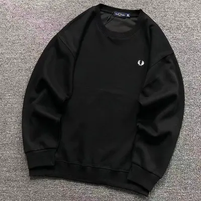 ￥175 FRED PERRY HOODIE 2111012101（im 170cm 60kg i wear size M in the phot）