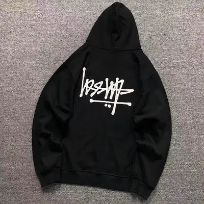 ￥158 STUSSY HOODIE 3111031321（im 170cm 60kg i wear size M in the phot）