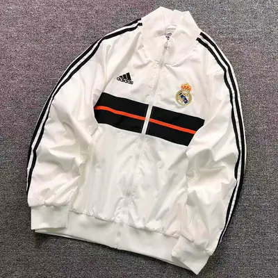 ¥195 A⭐I⭐AS FOOTBALL JACKET 11110402002(im 170cm 60kg i wear size L in the phot)
