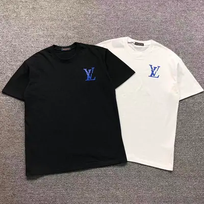 ¥85 L⭐ T-SHIRT 2111053601(im 170cm 60kg i wear size L in the phot)