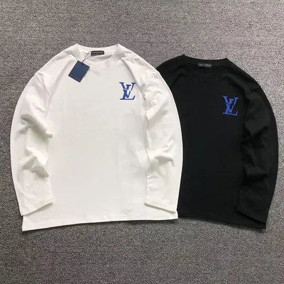 ￥138 L⭐ LONG SLEEVED 2111082201（im 170cm 60kg i wear size M in the phot）