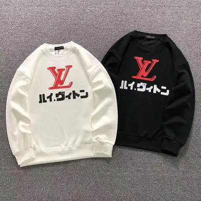 ￥175 L⭐ HOODIE 2111080301（im 170cm 60kg i wear size L in the phot）
