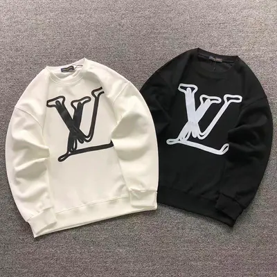 ￥175 L⭐ HOODIE 2111080401（im 170cm 55kg i wear size L in the phot）