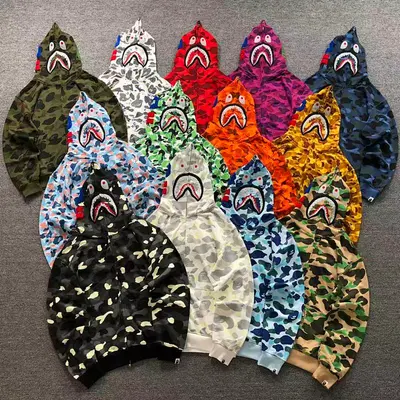 ￥218 BAPE HOODIE 4111100277（im 170cm 60kg i wear size L in the phot）