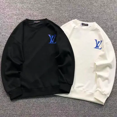 ￥175 L⭐ HOODIE 2111103401（im 170cm 60kg i wear size M in the phot）