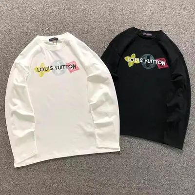 ￥138 L⭐ LONG SLEEVED 2111101901（im 170cm 60kg i wear size M in the phot）
