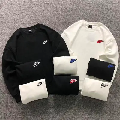 ¥175 N⭐K⭐ HOODIE 2111121101(im 170cm 60kg i wear size XL in the phot)