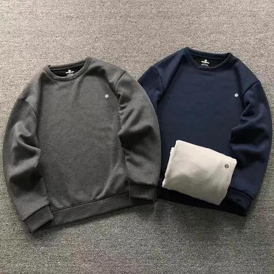 ￥175 LULULEMON HOODIE 2111120701（im 170cm 60kg i wear size L in the phot）