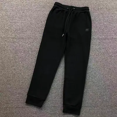 ￥138 H⭐G⭐ B⭐⭐S TROUSERS 2111140101（im 170cm 60kg i wear size L in the phot）