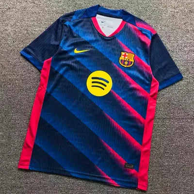 ￥78 FOOTBALL T-SHIRT 11111415002（im 170cm 60kg i wear size L in the phot）
