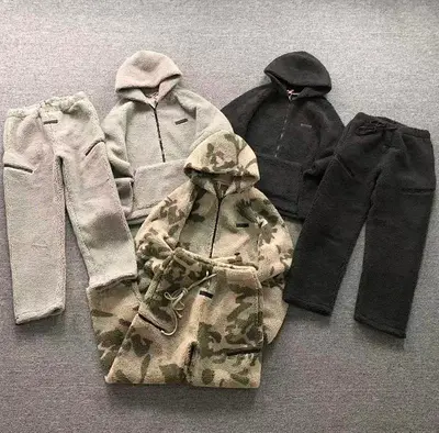 TOP ￥258 TROUSERS ￥225 FOG FLEECE JACKET TROUSERS 21111507125