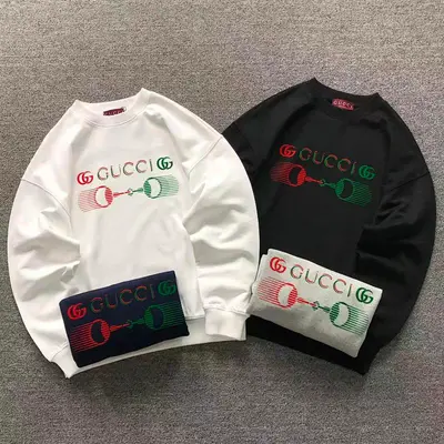 ¥158 G⭐C⭐I HOODIE 5112105147(im 170cm 60kg i wear size M in the phot)