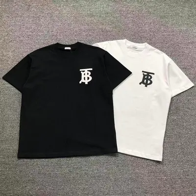 ¥108 B⭐R⭐E⭐RY T-SHIRT 4112102133(im 170cm 60kg i wear size XL in the phot)