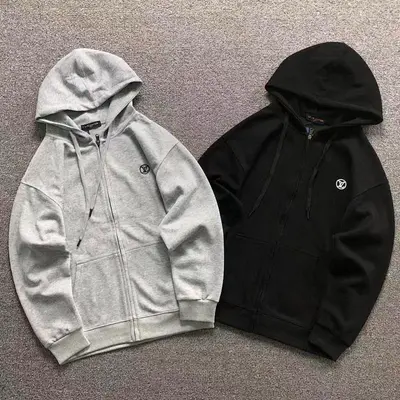 ￥215 L⭐ HOODIE 2111241501（im 170cm 60kg i wear size M in the phot)