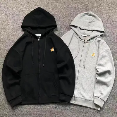 ￥215 M⭐⭐SON KI⭐S⭐NE HOODIE 2111241001（im 170cm 60kg i wear size M in the phot）