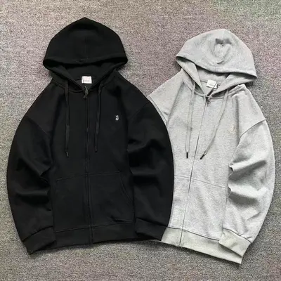 ￥215 B⭐R⭐E⭐RY HOODIE 2111240201（im 170cm 60kg i wear size M in the phot）