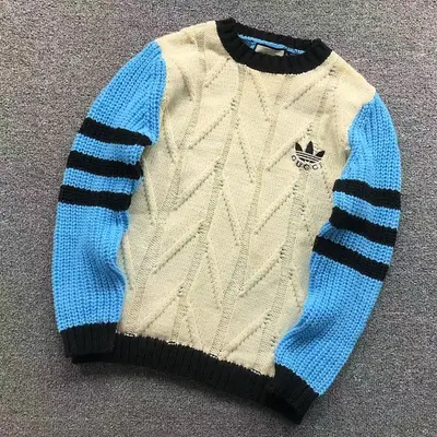 ￥135 A⭐I⭐AS SWEATER 4112635146（im 170cm 60kg i wear size M in the phot）