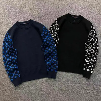 ¥195 L⭐ SWEATER 4112823156(im 170cm 60kg i wear size XS in the phot)