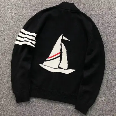 ￥245 THOM BROWNE SWEATER 4112819156（im 170cm 60kg i wear size XS in the phot）