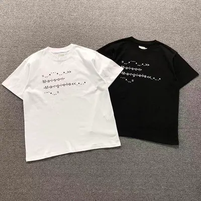 ￥108 MAISON MARGIELA T-SHIRT 21112904125（im 170cm 60kg i wear size 46 in the phot）
