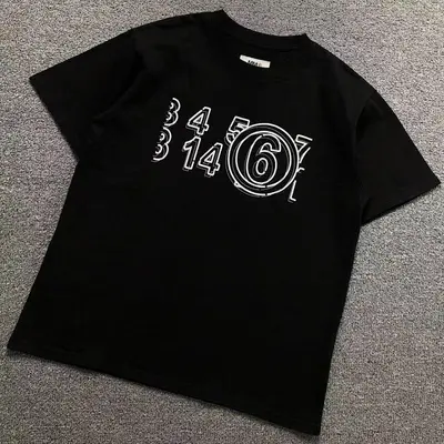 ￥98 MAISON MARGIELA T-SHIRT 21112906125（im 170cm 60kg i wear size 46 in the phot）