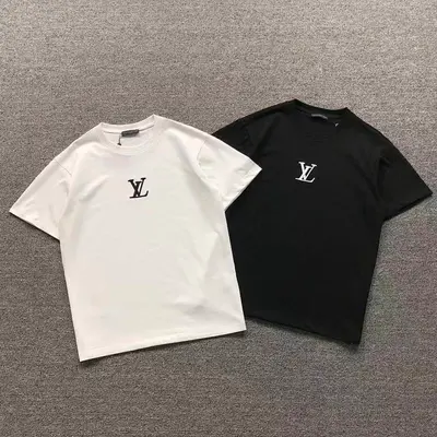 ￥118 L⭐ T-SHIRT 3112032421（im 170cm 60kg i wear size M in the phot）