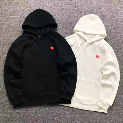 ¥215 LULULEMON HOODIE 2112061301(im 170cm 60kg i wear size L in the phot)