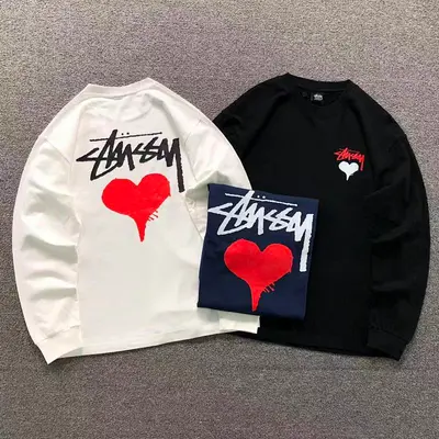 ¥88 STUSSY LONG SLEEVED 412061998(im 170cm 60kg i wear size 2XL in the phot)