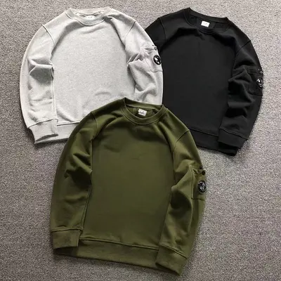 ¥135 CP HOODIE 3112062117(im 170cm 60kg i wear size M in the phot)
