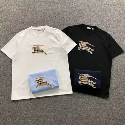 ¥78 B⭐R⭐E⭐RY T-SHIRT 3112062203(im 170cm 60kg i wear size L in the phot)