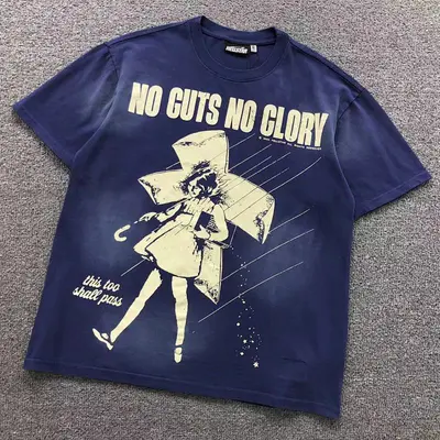 ¥108 HELLSTAR T-SHIRT 3112063517(im 170cm 60kg i wear size S in the phot)