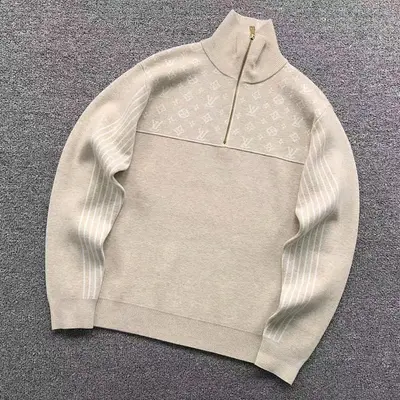 ￥368 L⭐ SWEATER 412101221（im 170cm 60kg i wear size M in the phot）