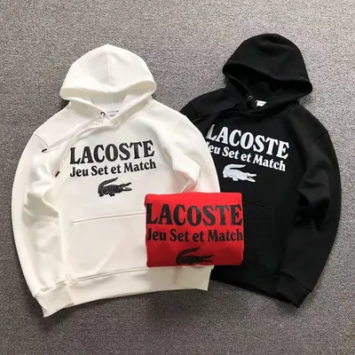 ￥215 LACOSTE HOODIE 412112401（im 170cm 60kg i wear size M in the phot）