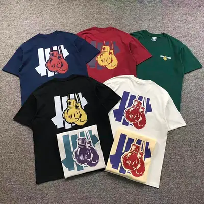 ¥85 UNDEFEATED T-SHIRT 1112110502(im 170cm 60kg i wear size L in the phot)