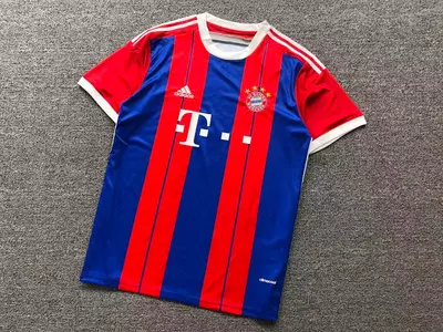 ￥88 FOOTBALL T-SHIRT 11121310002（im 170cm 60kg i wear size L in the phot）