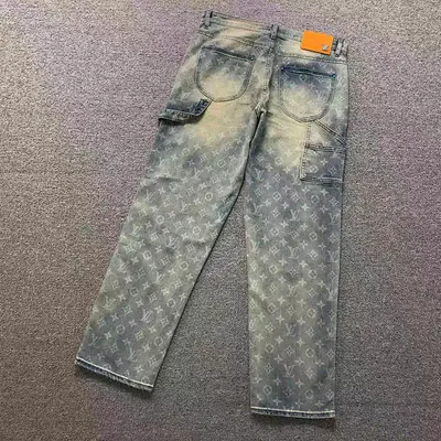 ￥168 L⭐ TROUSERS 2112162901（im 170cm 60kg i wear size 33 in the phot）