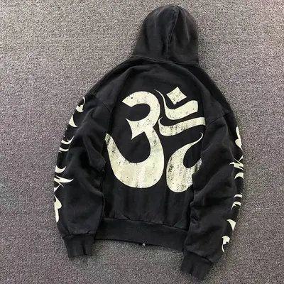 ￥258 HELLSTAR HOODIE 3112200472 （im 170cm 55kg i wear size M in the phot）