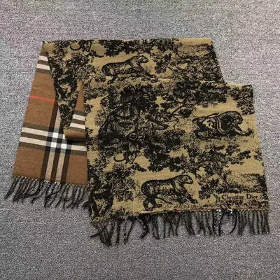 ¥85 B⭐R⭐E⭐RY SCARF 512202976 (长184CM*宽65CM*)