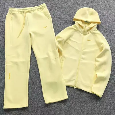¥235 N⭐K⭐ NO⭐T⭐ HOODIE TROUSERS 412221093(im 170cm 60kg i wear size S in the phot)