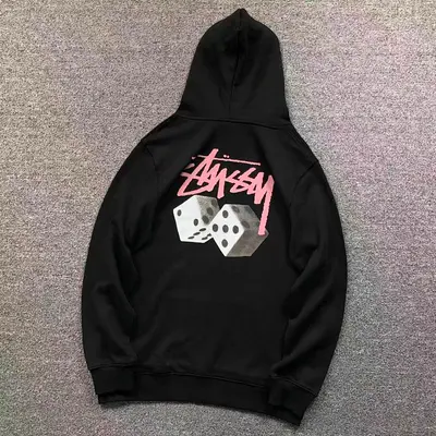 ￥175 STUSSY HOODIE 1112251231（im 170cm 60kg i wear size L in the phot）
