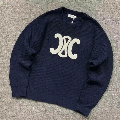 ￥178 C⭐L⭐⭐E SWEATER 4122501146（im 170cm 60kg i wear size M in the phot）