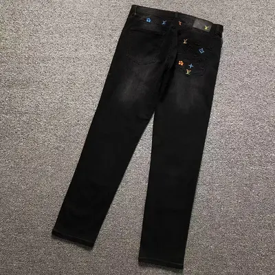 ￥175 L⭐ TROUSERS 412251901（im 170cm 60kg i wear size 33 in the phot）