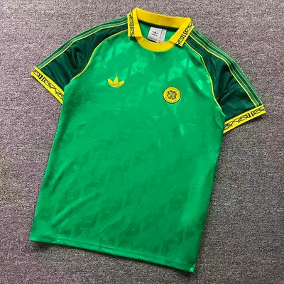 ¥88 FOOTBALL T-SHIRT 11122644002(im 170cm 60kg i wear size M in the phot)