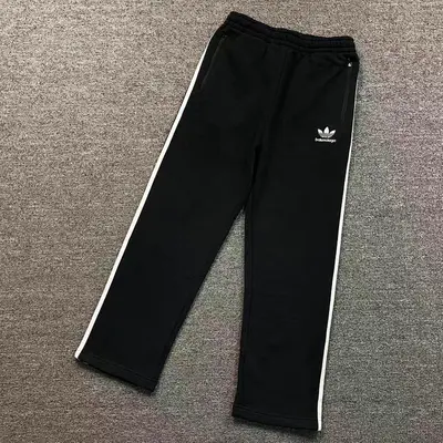 ¥195 A⭐I⭐AS B⭐L⭐⭐⭐IA⭐A TROUSERS 4122715163(im 170cm 60kg i wear size XS in the phot)