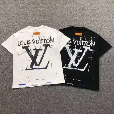 ¥158 L⭐ T-SHIRT 512291601(im 170cm 60kg i wear size S in the phot)