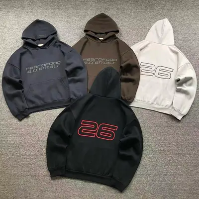 ¥175 FOG HOODIE 3112300817(im 170cm 60kg i wear size S in the phot)