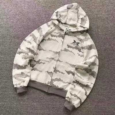 ￥185 M⭐RT⭐A HOODIE 11130134 （im 170cm 60kg i wear size S in the phot）