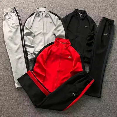 ¥265 LACOSTE HOODIE TROUSERS 22010610001(im 170cm 60kg i wear size S in the phot)